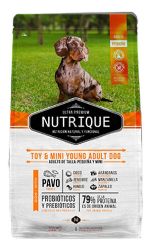 Nutrique Ultra Premium Toy & Mini Young Adult Para Perro Adulto De Raza Mini Y Pequeña Sabor Pavo Y Cerdo En Bolsa De 3 kg