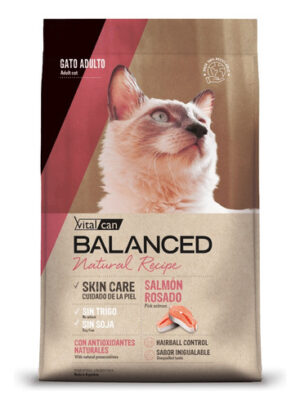 Vitalcan Balanced Natural Recipe Gato Adulto Salmón x 7,5kg